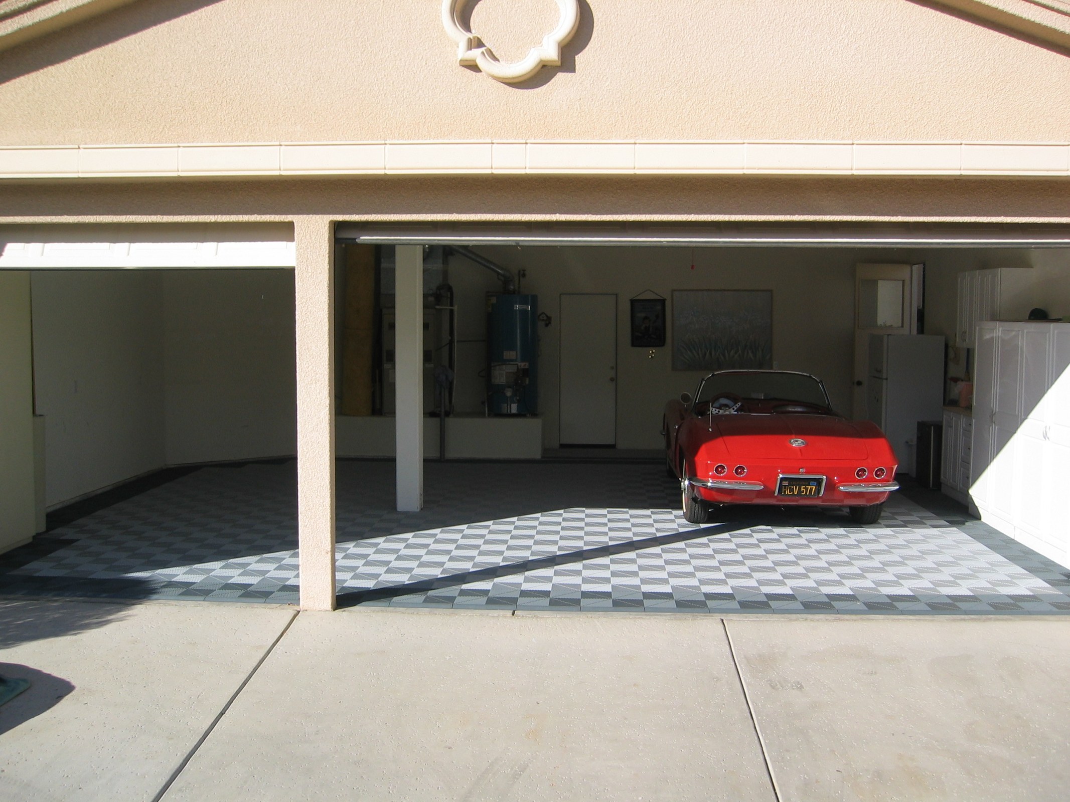 Home Garage — Grey Ribtrax