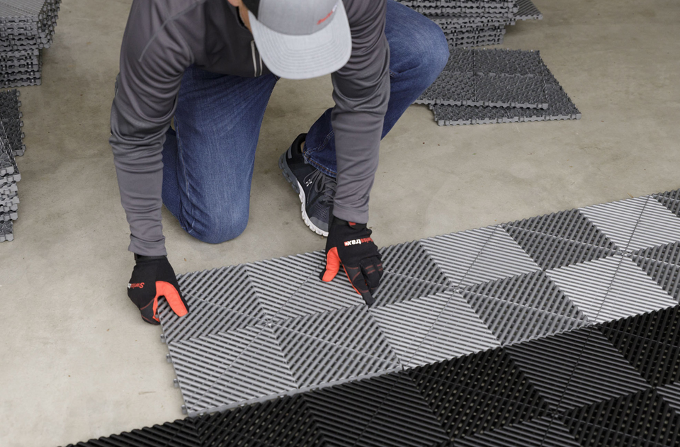 Swiss Trax tile detail